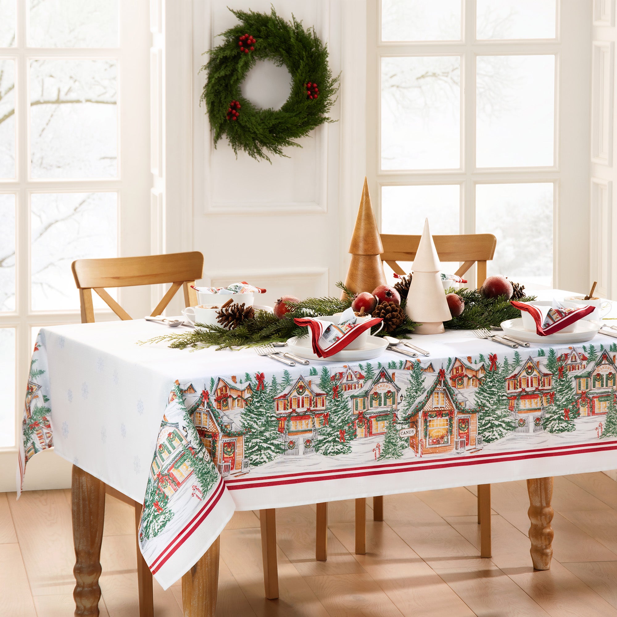 Storybook Christmas Village Holiday Tablecloth – Elrene Home Fashions